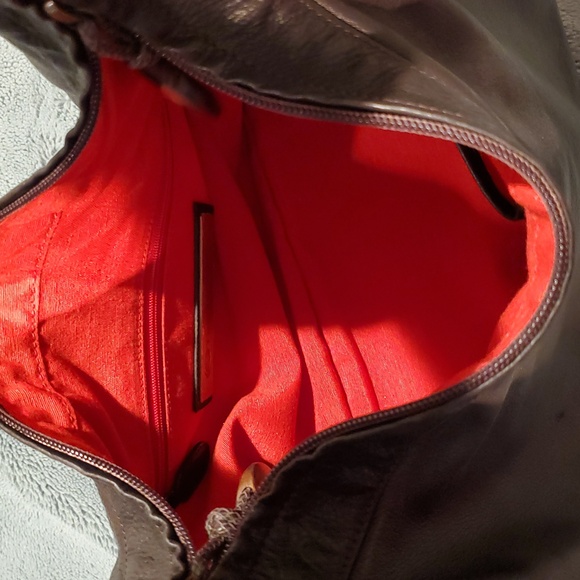 Like NEW Tissa Fontaneda Textured Shoulder Bag - Picture 12 of 12